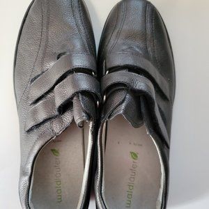 NWOT Waldlaufer Weite K leather shoes‎ with velcro straps Size 10